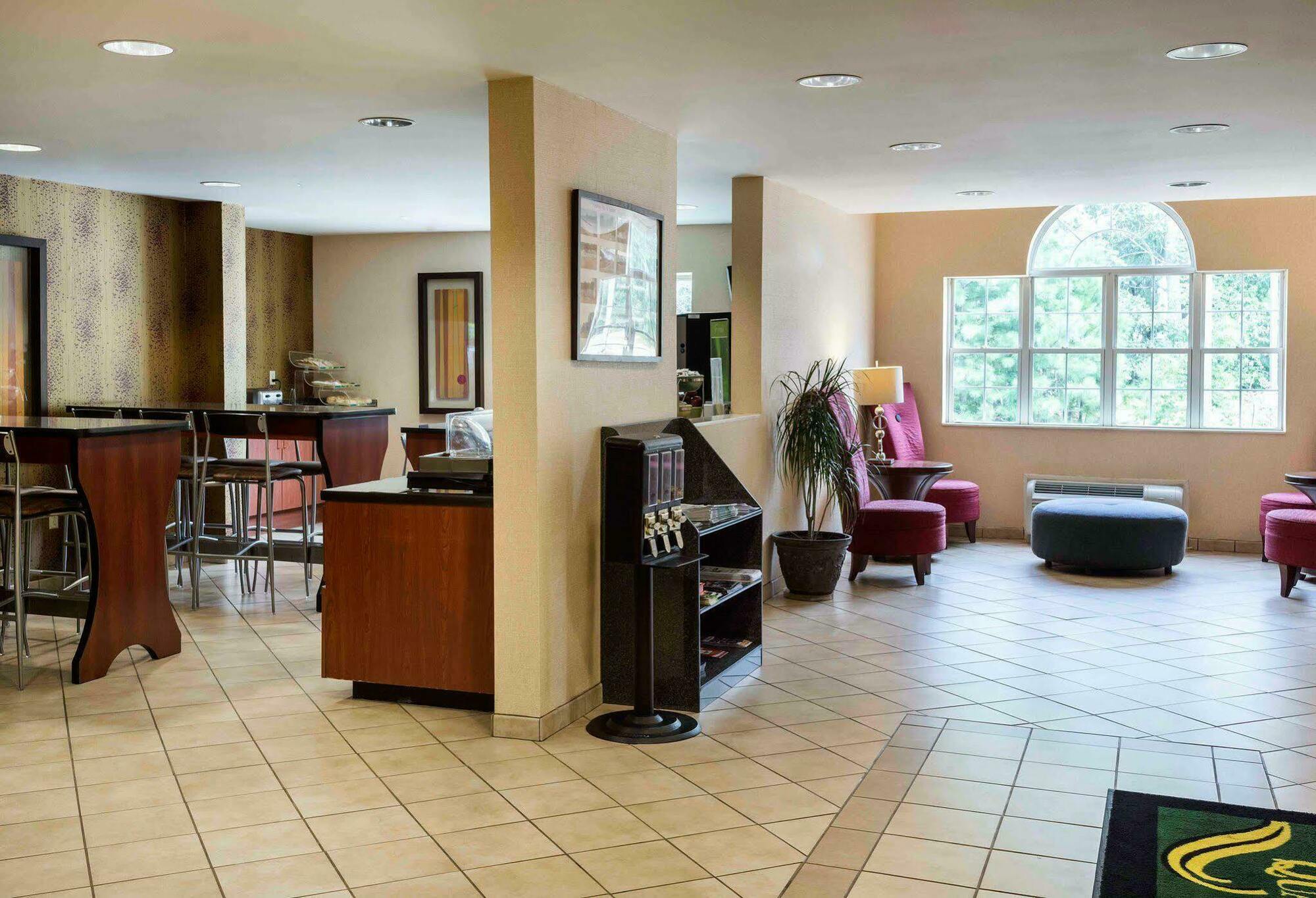 Quality Inn Chester - South Richmond Exterior foto